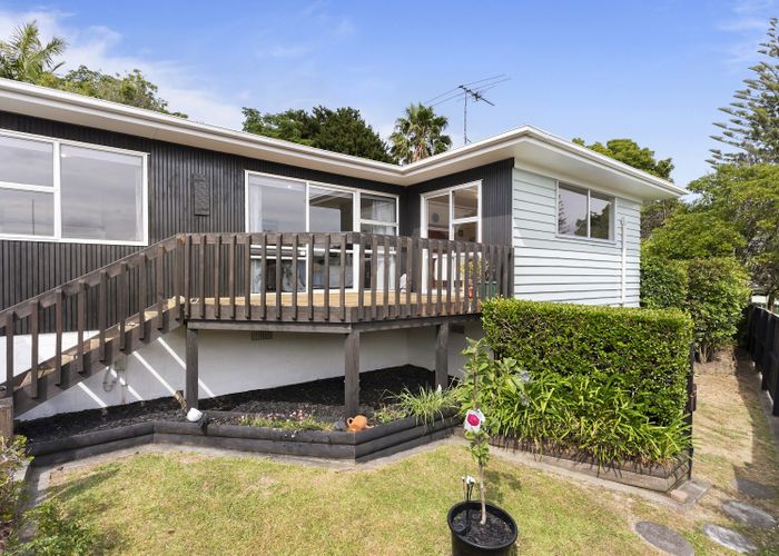  at 20 Kahurangi Place, Hillpark, Auckland