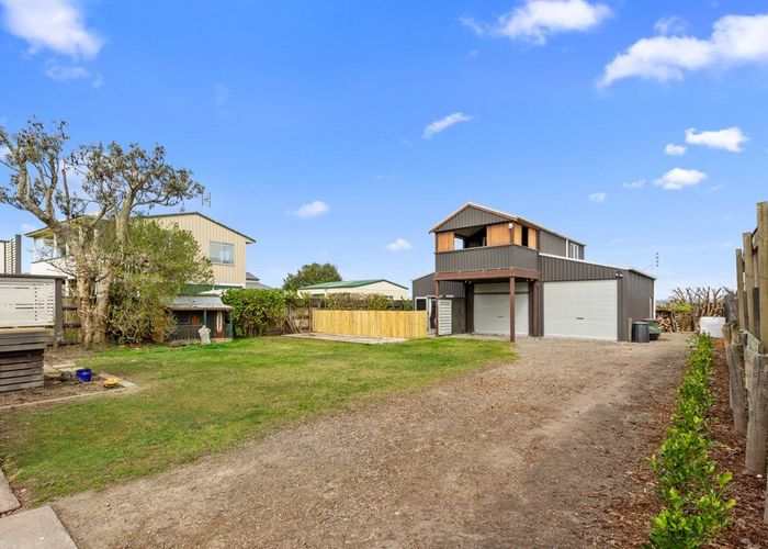  at 92 Pukehina Parade, Te Puke