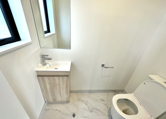  at 26 Fantail Place, Avondale, Auckland