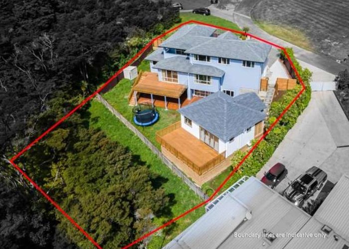  at 72 Bur Oak Terrace, Schnapper Rock, North Shore City, Auckland
