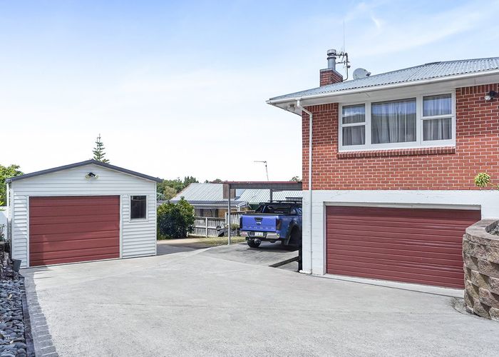  at 107 Tuhikaramea Road, Dinsdale, Hamilton