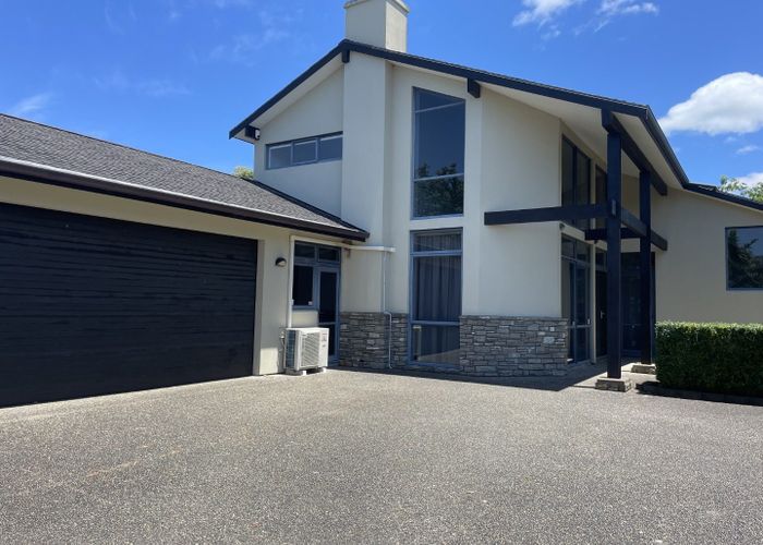  at 41 Oak Manor, Albany, North Shore City, Auckland