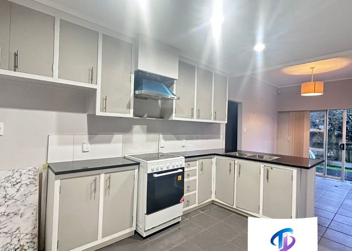  at 121 Kindergarten Drive, Conifer Grove, Papakura, Auckland