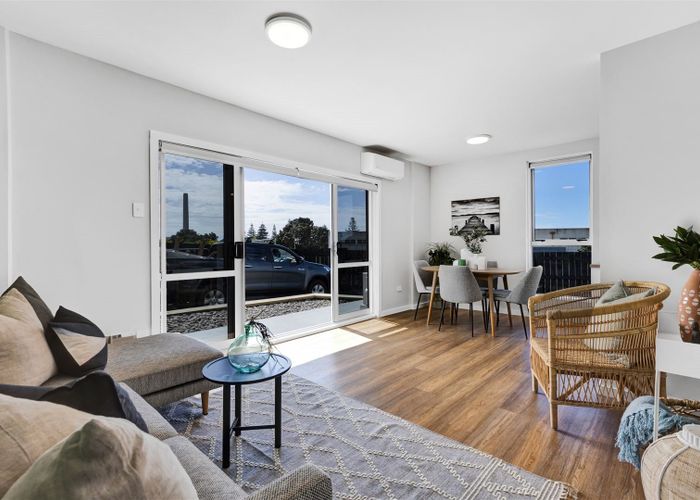  at 38D Breakwater Road, Moturoa, New Plymouth