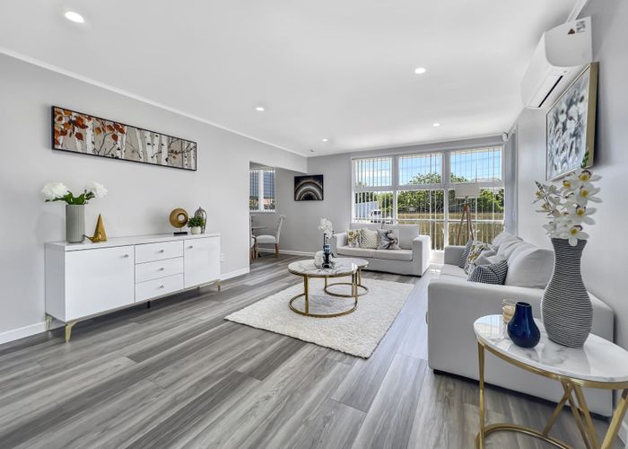  at 17 Oxford Road, Manurewa, Manukau City, Auckland