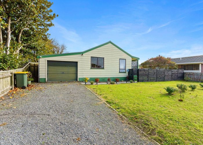  at 83 Norfolk Crescent, Otaki Beach, Otaki