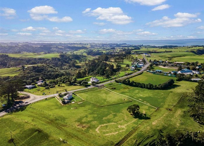  at 2590 Awhitu Road, Awhitu, Franklin, Auckland