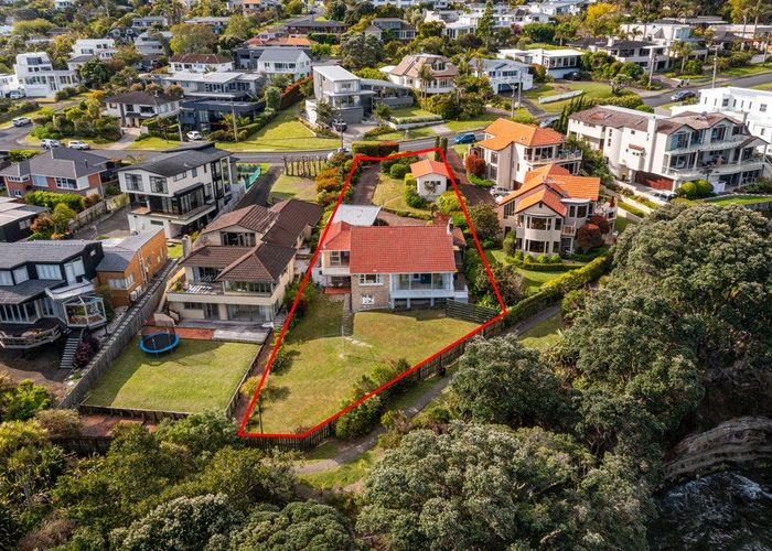  at 5 Churchill Road, Murrays Bay, North Shore City, Auckland