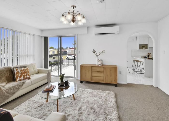  at 5 Carbery Place, Manurewa, Auckland