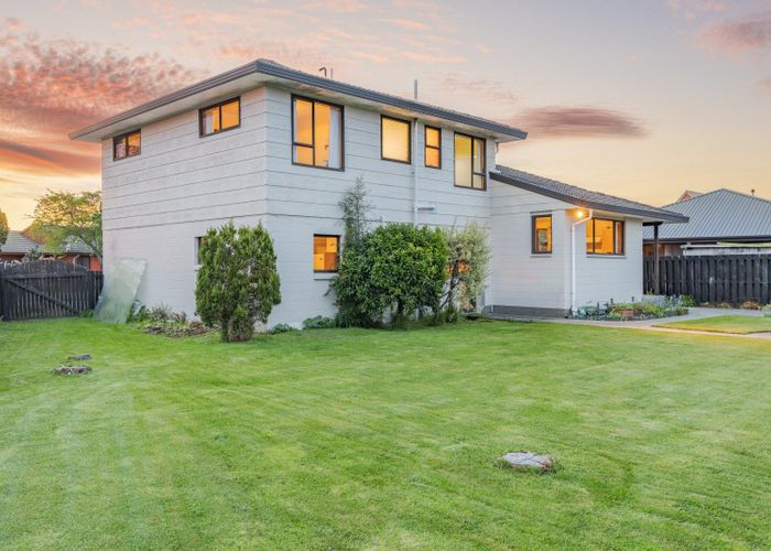  at 8 Langham Place, Redwood, Christchurch City, Canterbury