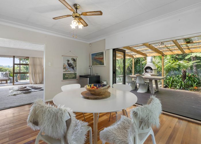  at 11 Stanley Road, Glenfield, Auckland
