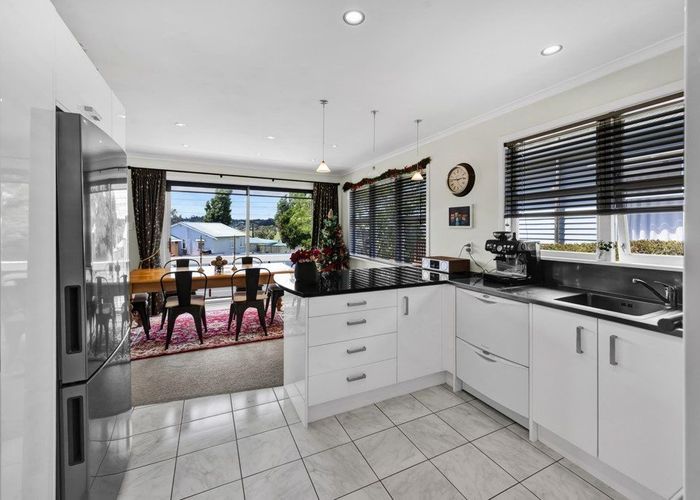  at 11 Fitzherbert Avenue, Springvale, Whanganui