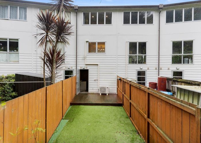  at 33/852 Mount Eden Road, Three Kings, Auckland City, Auckland