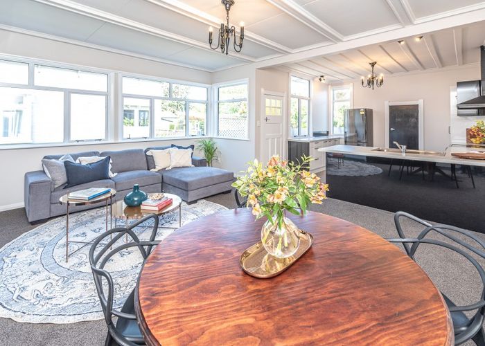  at 8 Mason Terrace, Gonville, Whanganui