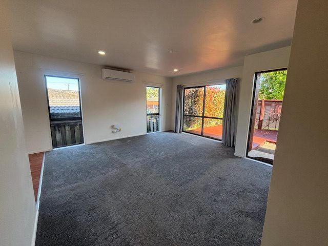  at 4/103 Wallace Road, Mangere Bridge, Manukau City, Auckland