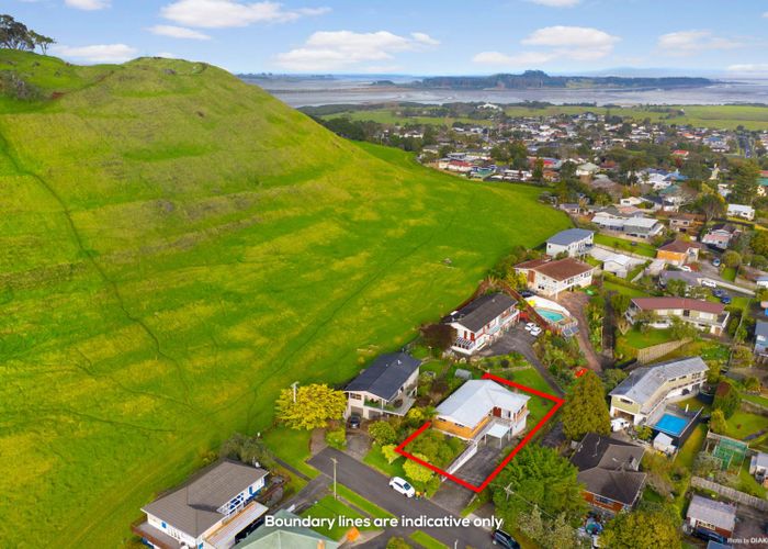  at 54 Scott Avenue, Mangere Bridge, Auckland