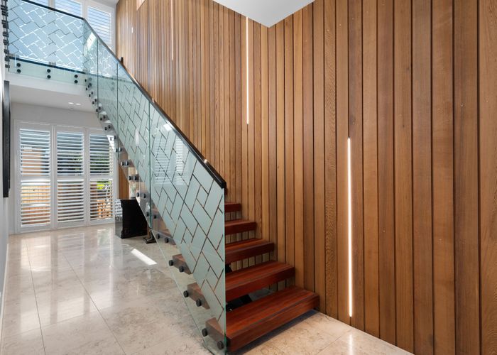  at 10 Tui Street, Fendalton, Christchurch City, Canterbury