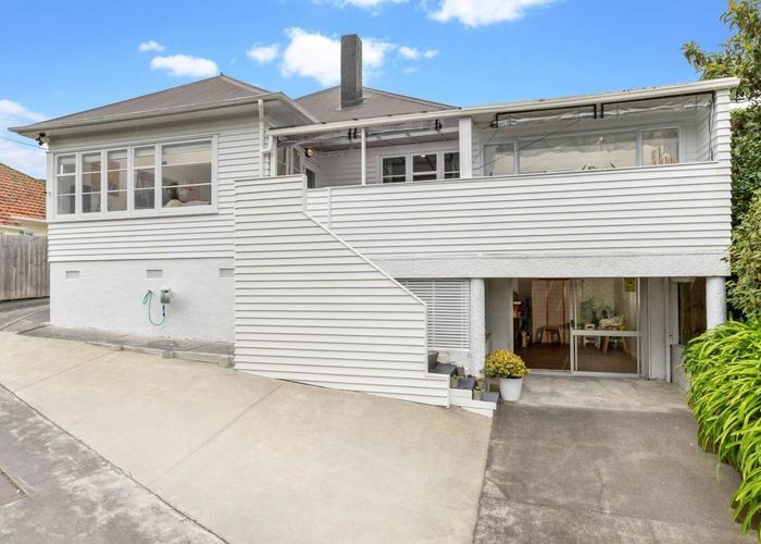  at 61 Duke Street, Mount Roskill, Auckland