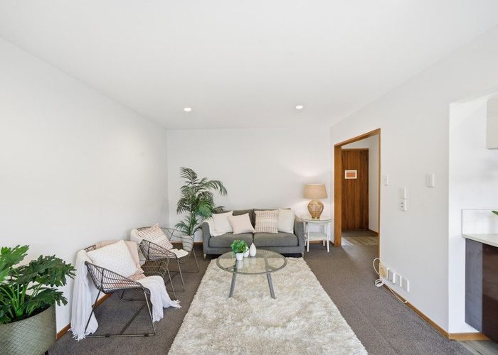  at 2/4 Broadbent Street, Riccarton, Christchurch City, Canterbury