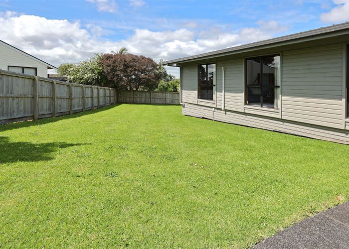  at 96 Rhinevale Close, Henderson, Auckland