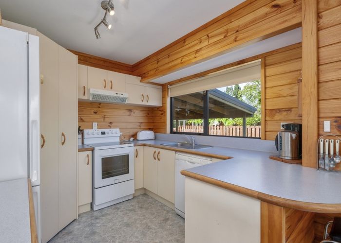  at 1 Lakemere Way, Taupo