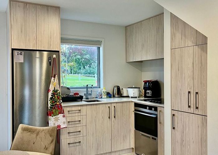  at 1/42 Kaikoura Street, Henderson, Waitakere City, Auckland