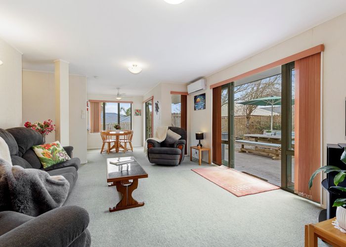  at 28 Bellville Drive, Clendon Park, Auckland