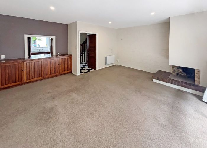  at 6/99 Aikmans Road, Merivale, Christchurch City, Canterbury