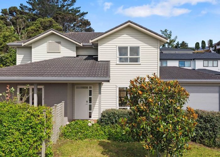  at 35 Mackay Drive, Greenhithe, Auckland