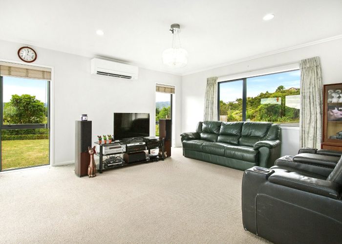  at 32 Mount Marua Way, Timberlea, Upper Hutt
