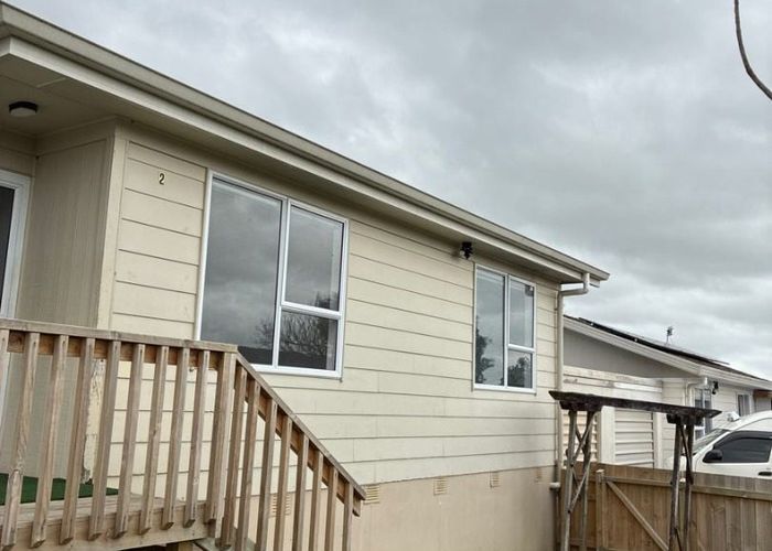  at 2/3 Etherton Drive, Weymouth, Manukau City, Auckland