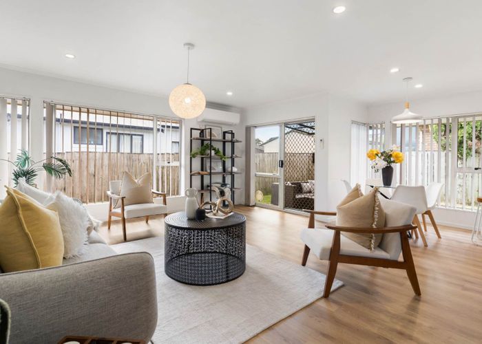  at 2/84 Wallace Road, Papatoetoe, Manukau City, Auckland