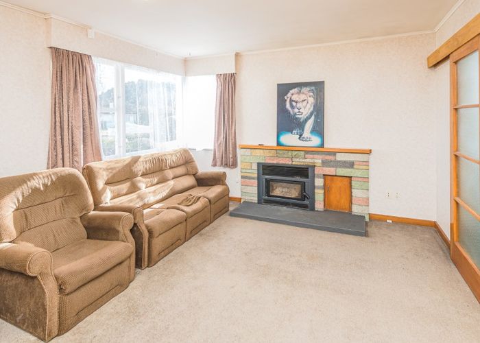  at 2 Camellia Avenue, Aramoho, Whanganui