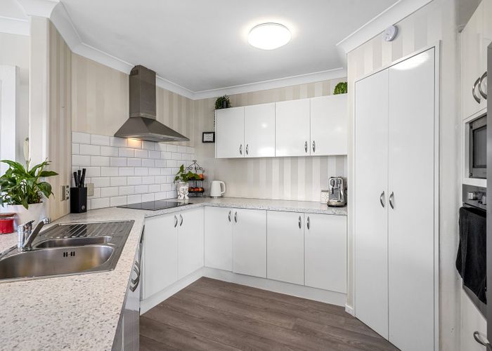 at 2 Glencullen Drive, Casebrook, Christchurch