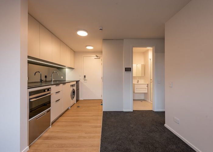  at 82 Rugby Street, Mount Cook, Wellington