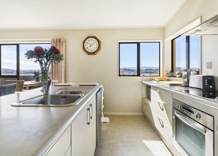  at 78D Queens Drive, Lyall Bay, Wellington