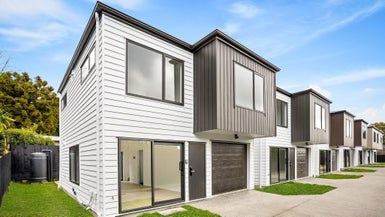  at 7/20 Metcalfe Road, Ranui, Auckland