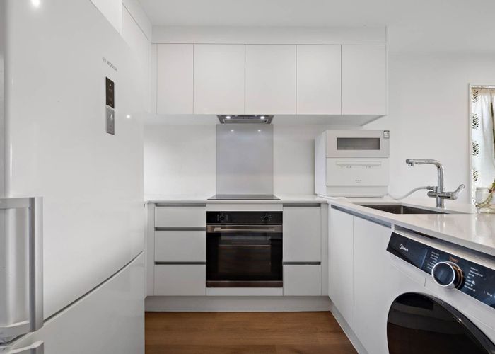  at 1/107 Selo Street, Glen Eden, Waitakere City, Auckland