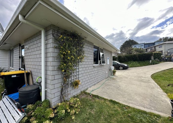  at 25 Raptor Way, Welcome Bay, Tauranga