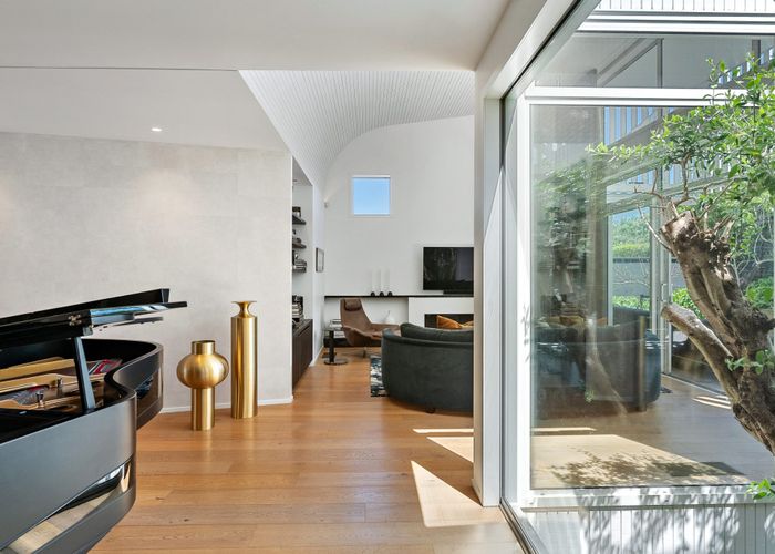  at 8 Mount Hobson Lane, Remuera, Auckland City, Auckland