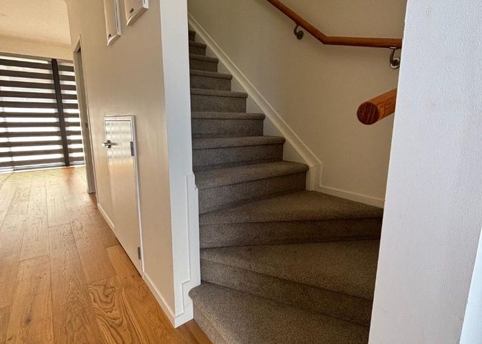  at 26  Waipuhiniu Way, Wiri, Manukau City, Auckland