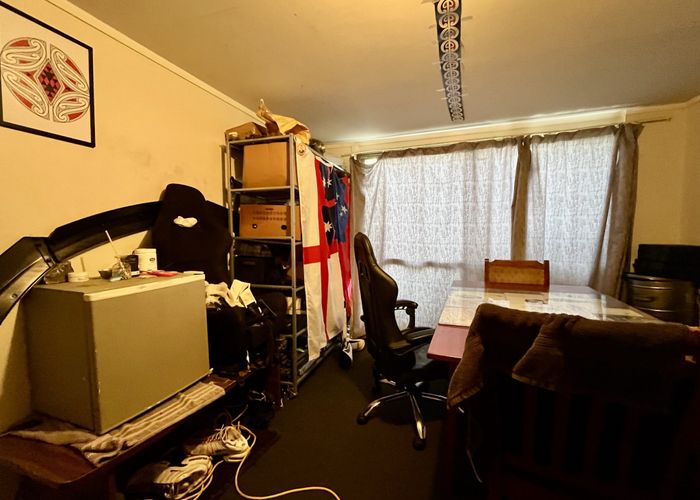  at 194 Don Buck Road, Massey, Waitakere City, Auckland