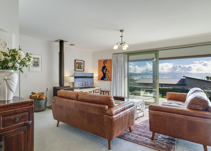  at 19 Pohutukawa Place, Pohara, Tasman, Nelson / Tasman