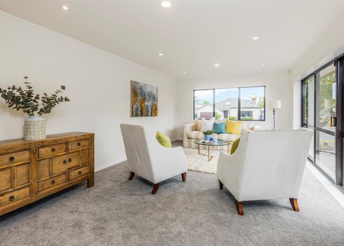  at 8 Millhouse Drive, Northpark, Auckland