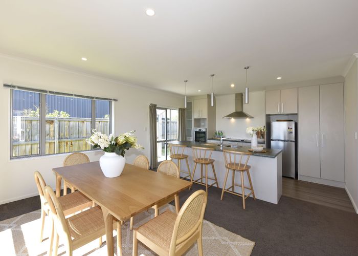  at 5 Main Road, Redcliffs, Christchurch City, Canterbury