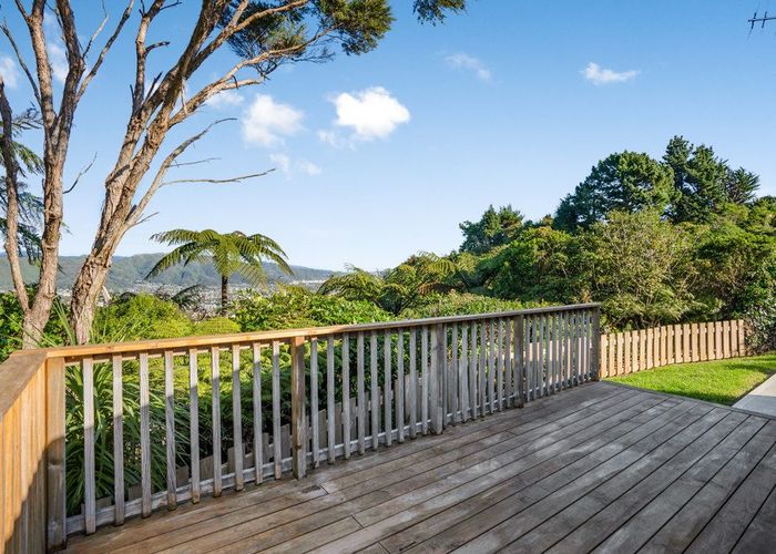  at 81 Park Road, Belmont, Lower Hutt, Wellington