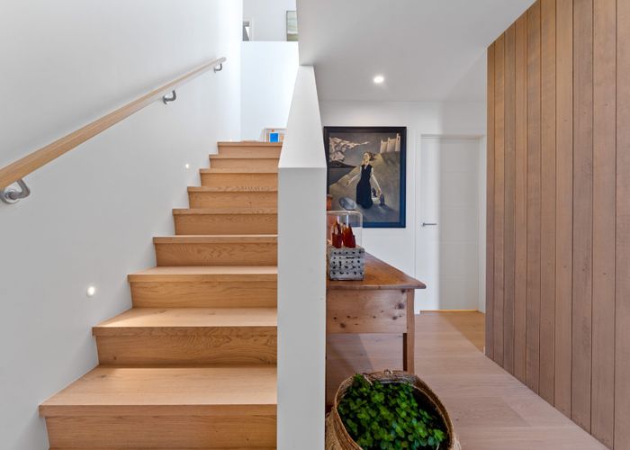  at 37A Parr Terrace, Castor Bay, Auckland