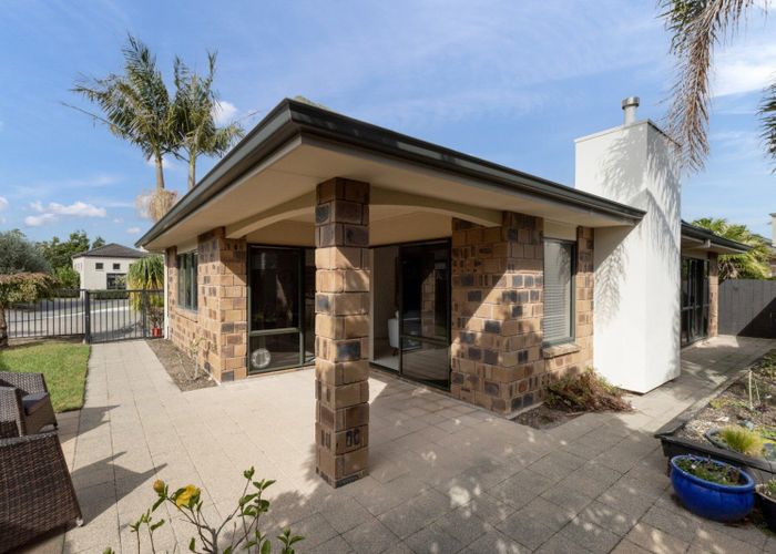  at 11 Santa Cruz Drive, Papamoa Beach, Papamoa