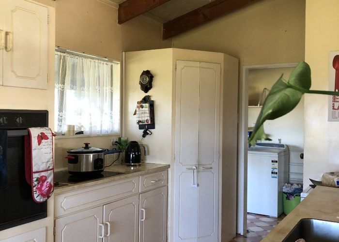  at 17 Hokio Sand Road, Hokio Beach, Levin