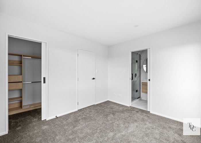  at 31 Great South Road, Manurewa, Manukau City, Auckland